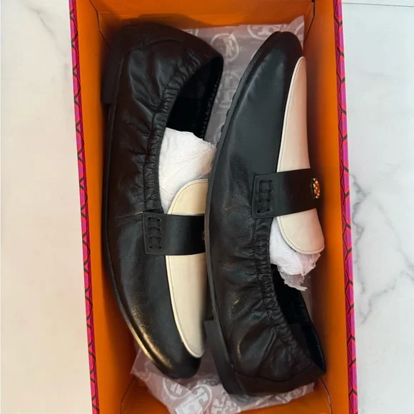 Tory Burch Black and Cream Leather ballet Loafers shoes size 10 - Picture 8 of 9